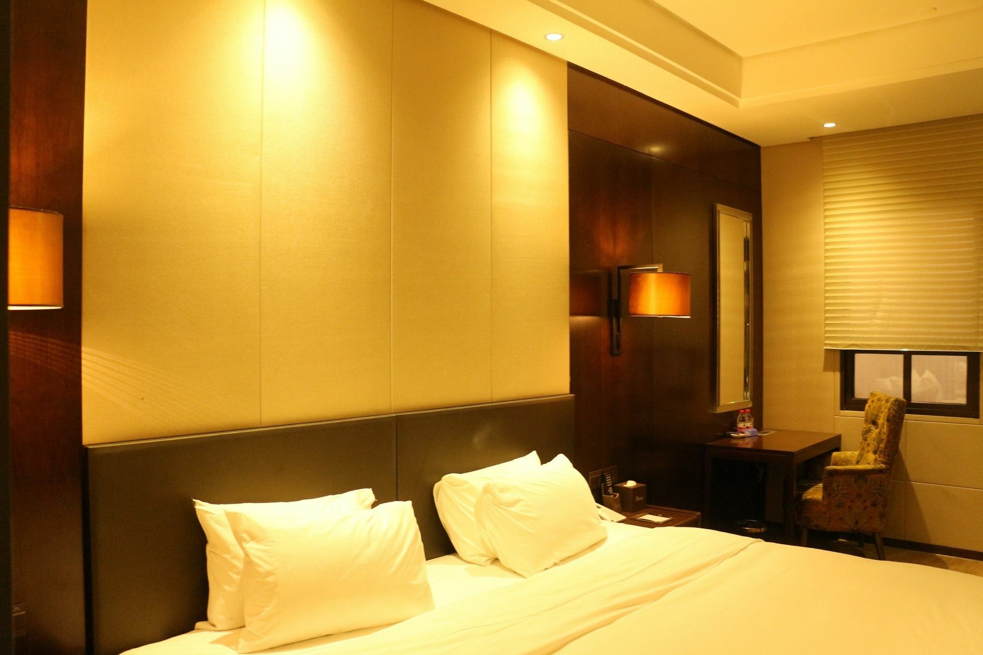 גואנגג'ואו XI Yu Hotel מראה חיצוני תמונה